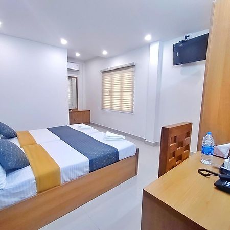 Lavender Arcade Apartment Kochi Екстериор снимка