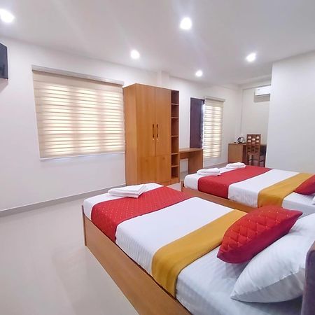 Lavender Arcade Apartment Kochi Екстериор снимка