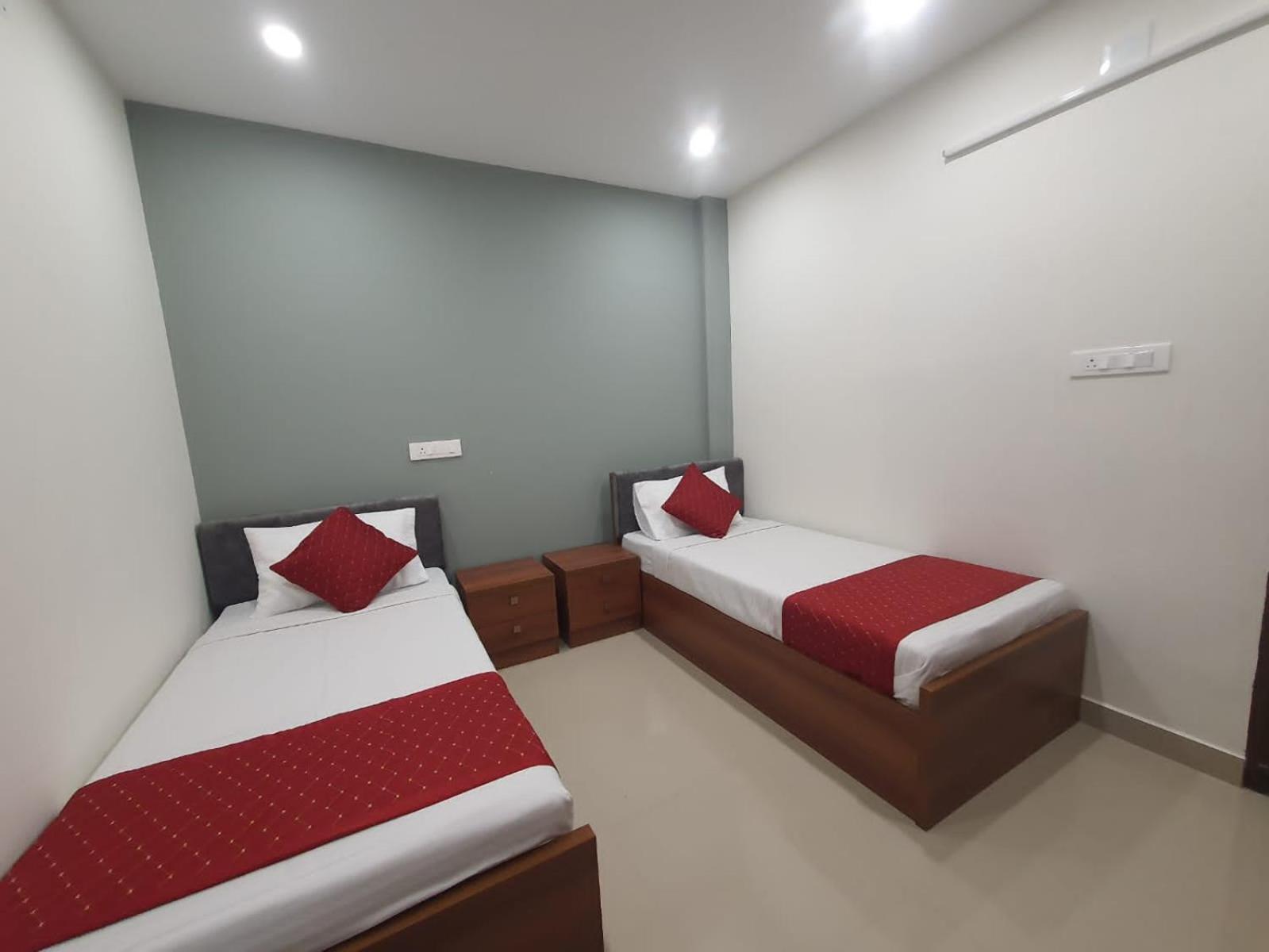 Lavender Arcade Apartment Kochi Екстериор снимка