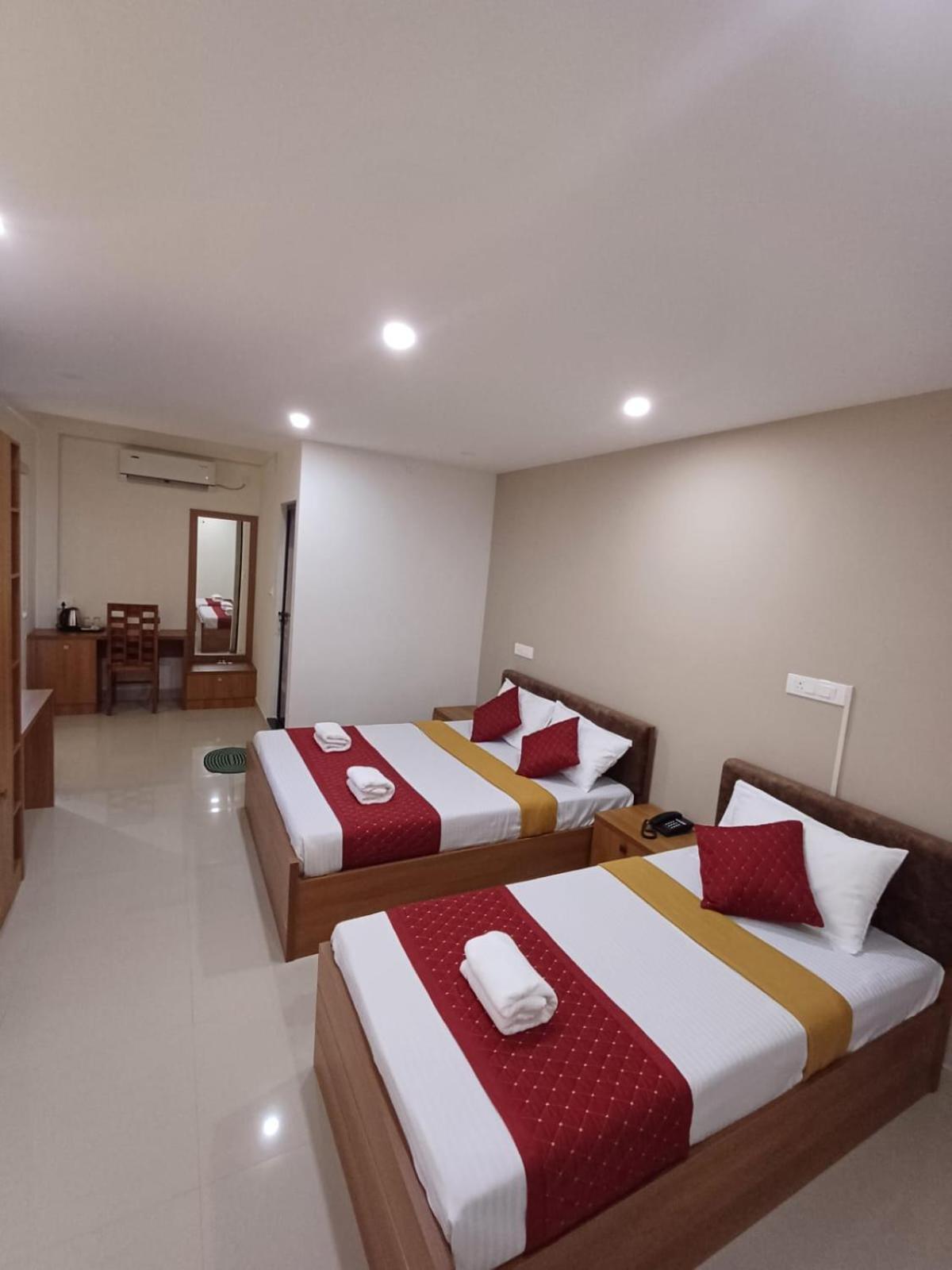 Lavender Arcade Apartment Kochi Екстериор снимка