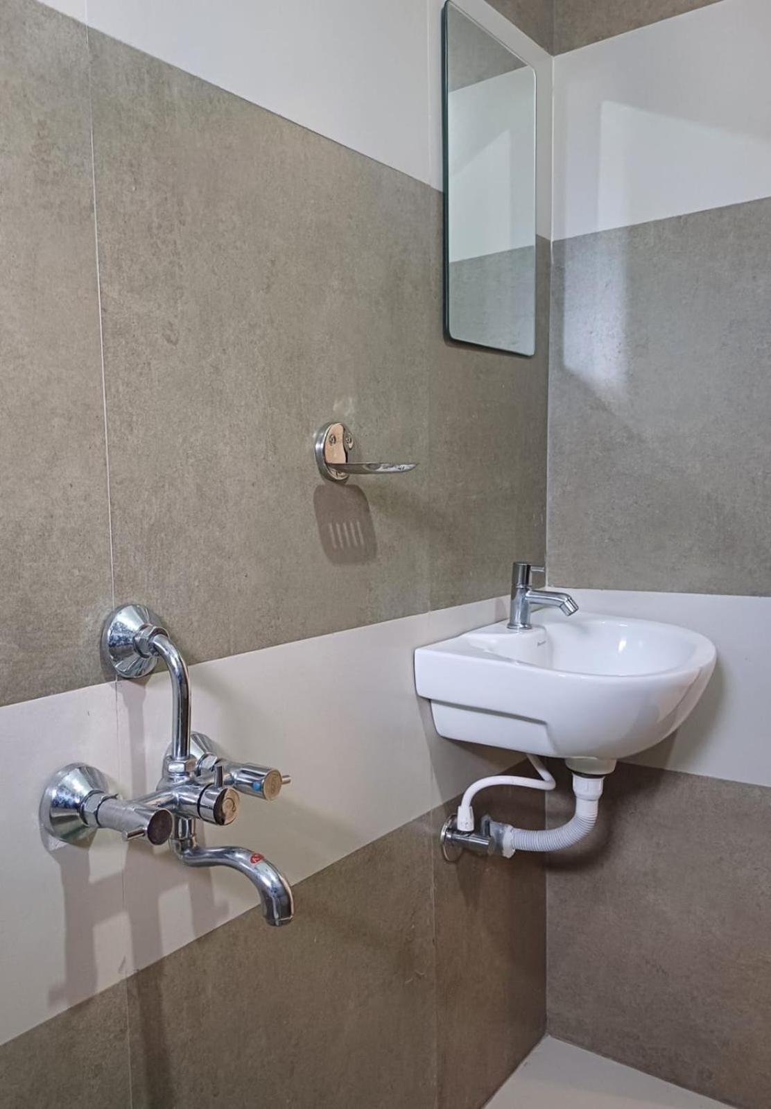 Lavender Arcade Apartment Kochi Екстериор снимка